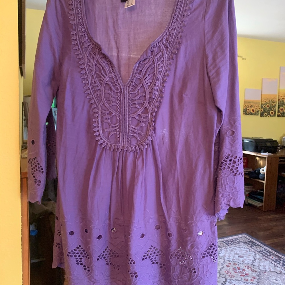 BLOUSE color is second picture